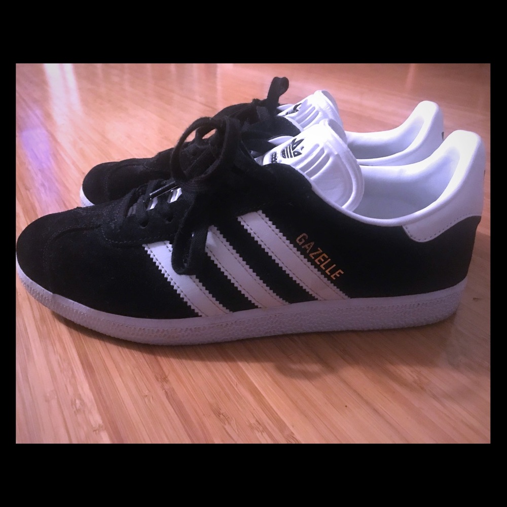 Adidas Gazelle Shoes Women’s size 7